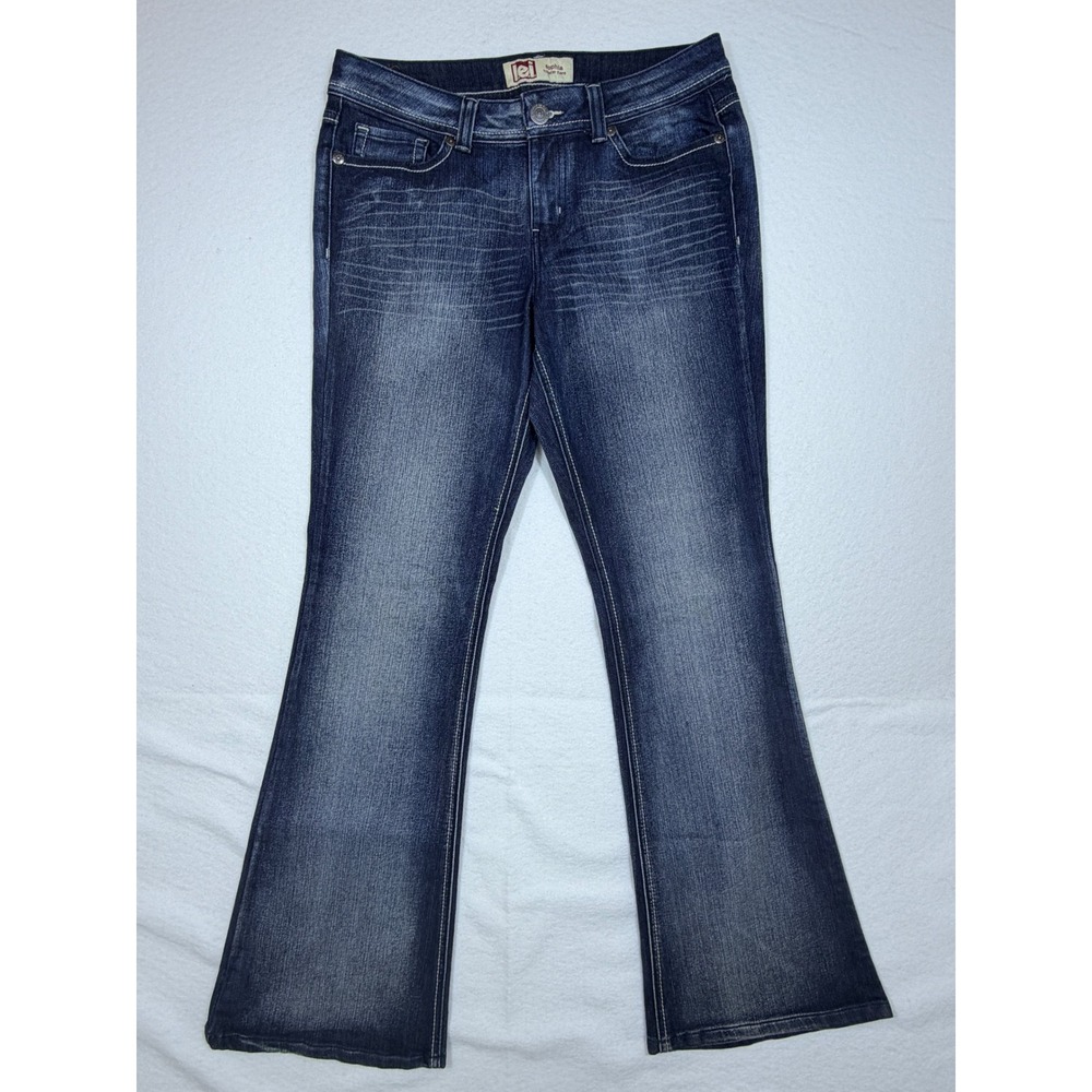 LEI Sophia Hipster Flare Jeans Y2K Dark Wash Whiskering Stretch Women Size 11 - Picture 2 of 9